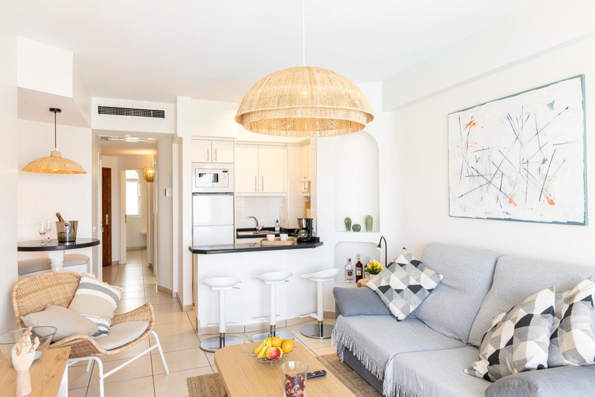 אדחה Fabulous Sea View Apartment מראה חיצוני תמונה