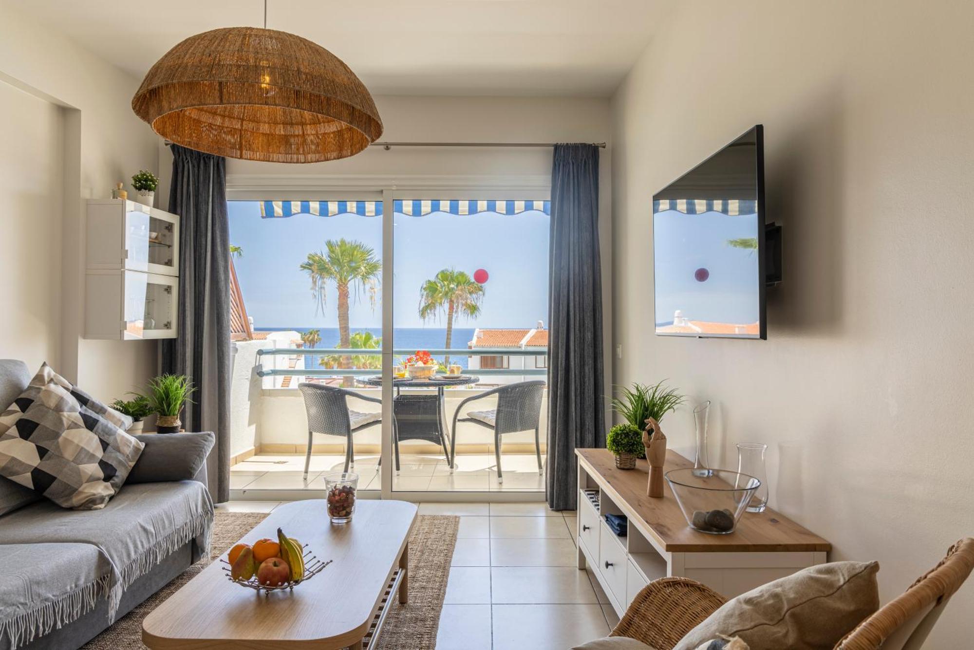 אדחה Fabulous Sea View Apartment מראה חיצוני תמונה