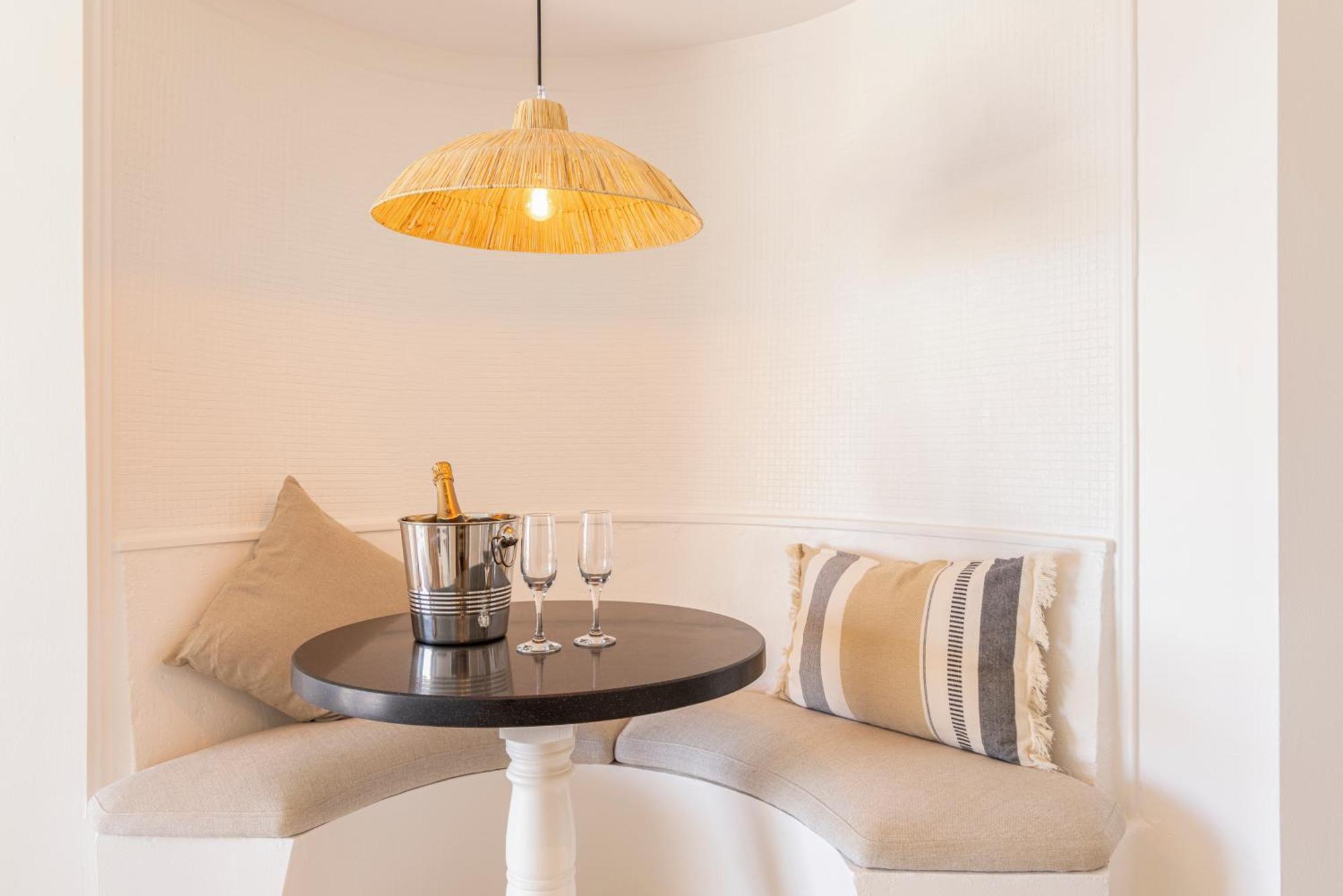 אדחה Fabulous Sea View Apartment מראה חיצוני תמונה